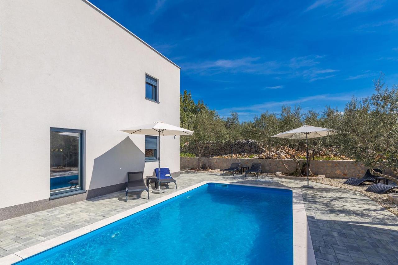 Villa Lio With Private Pool Linardici Ngoại thất bức ảnh